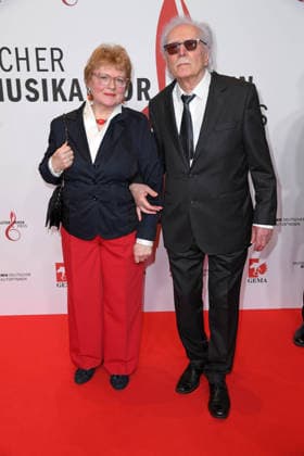 York Höller mit Ehefrau Maria Brückner beim 17. DEUTSCHEN MUSIKAUTOR*INNENPREIS im The Ritz-Carlton in Berlin am 26.02.2026