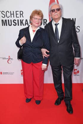 York Höller mit Ehefrau Maria Brückner beim 17. DEUTSCHEN MUSIKAUTOR*INNENPREIS im The Ritz-Carlton in Berlin am 26.02.2026