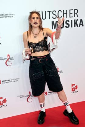 Lara Hulo beim 17. Deutschen Musikautor*innenpreis der GEMA 2026 im Hotel The Ritz-Carlton. Berlin, 26.02.2026