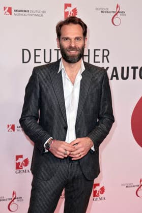 Florian Drücke beim 17. Deutschen Musikautor*innenpreis der GEMA 2026 im Hotel The Ritz-Carlton. Berlin, 26.02.2026