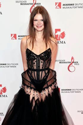 Ikkimel beim 17. Deutschen Musikautor*innenpreis der GEMA 2026 im Hotel The Ritz-Carlton. Berlin, 26.02.2026