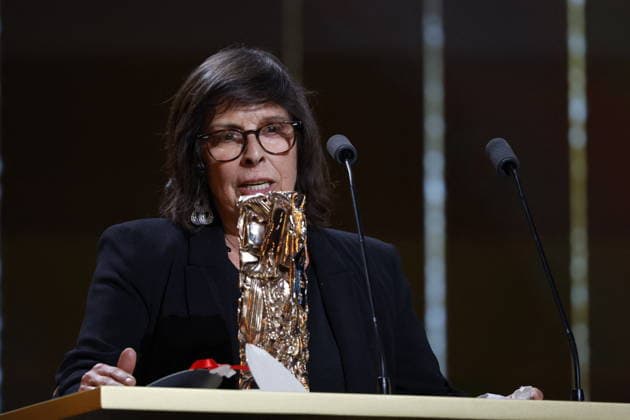 51st Cesar Ceremony Catherine Schwartz with the Best Editing Cesar Award for the Movie Nouvelle Vague during the 51st Cesar Film Awards held at l Olympia on February 26, 2026, in Paris, France. Photo by Nasser Berzane ABACAPRESS.COM Paris France  Copyright: xBerzanexNasser ABACAx