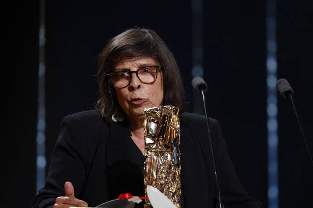 51st Cesar Ceremony Catherine Schwartz with the Best Editing Cesar Award for the Movie Nouvelle Vague during the 51st Cesar Film Awards held at l Olympia on February 26, 2026, in Paris, France. Photo by Nasser Berzane ABACAPRESS.COM Paris France  Copyright: xBerzanexNasser ABACAx
