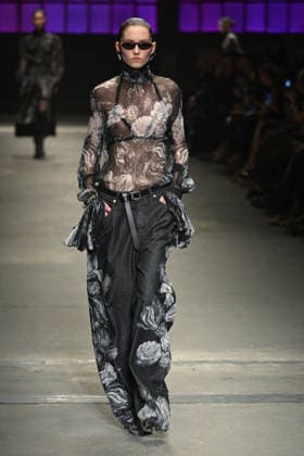 Milan, Milan Women s Fashion Week Fall Winter 2026 27 - Women s Fashion, Fall Winter 2026 27 - Roberto Cavalli fashion show - catwalk in the photo: model  Copyright: xSimonaxChiocciax xipa-agency.netx xFotosickix IPA_Agency_IPA72074227