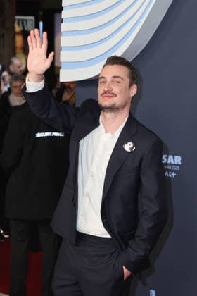 Arrivees sur le tapis rouge pour la 51eme ceremonie des CESAR a lOlympia Red carpet arrivals for the 51st CESAR Awards ceremony at Olympia Hall 453480 2026 02 26 Lottin, Pierre  Copyright: xSebastienxFremontx xStarfacex STAR_453480_281