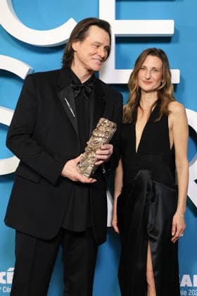 51st Cesar Ceremony Press Room Jim Carrey poses with the Honorary Cesar Award and Camille Cottin during the 51st Cesar Film Awards held at l Olympia on February 26, 2026, in Paris, France. Photo by Jerome Domine ABACAPRESS.COM Paris France  Copyright: xDominexJerome ABACAx