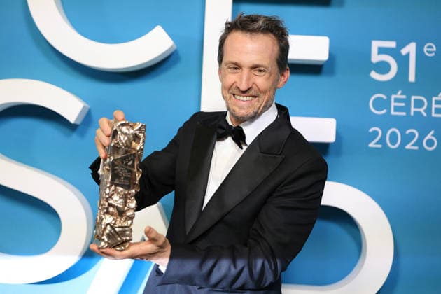 51st Cesar Ceremony Press Room Vincent Munier poses with the Best Documentary Cesar Award during the 51st Cesar Film Awards held at l Olympia on February 26, 2026, in Paris, France. Photo by Jerome Domine ABACAPRESS.COM Paris France  Copyright: xDominexJerome ABACAx