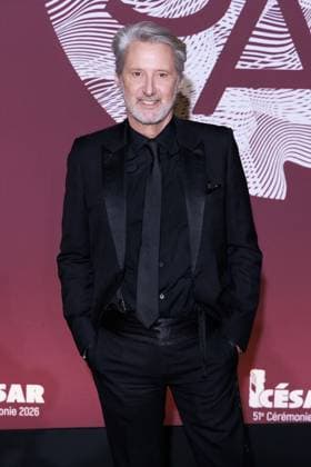 51st Cesar Awards - Fouquet s Dinner Antoine de Caunes posing upon arrival at the Gala Dinner following the 51st Cesar Awardsceremony, held at the iconic Fouquet’s restaurant in Paris on February 26, 2026. Photo byDavid Boyer ABACAPRESS.COM Paris France  Copyright: xBoyerxDavid ABACAx