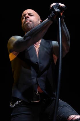 Daughtry perform at AO Arena Chris Daughtry of Daughtry performs at AO Arena, Manchester, England, 26th February 2026, Credit:Mike Gray Avalon  Copyright: xMikexGrayx xAvalonx 1078558139