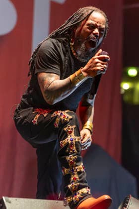 Sevendust perform at AO Arena Lajon Witherspoon of rock band Sevendust performs at AO Arena, Manchester, England, 26th February 2026, Credit:Mike Gray Avalon  Copyright: xMikexGrayx xAvalonx 1078561291