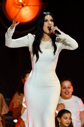 76th Italian Song Festival of Sanremo 3rd Evening Teatro Ariston - Sanremo, Italy Laura Pausini 76th Italian Song Festival of Sanremo 3rd Evening Teatro Ariston - Sanremo, Italy 26th February 2026 SGPItalia id 134399_050 Not Exclusive  Copyright: xAlfonsoxCatalano SGPx