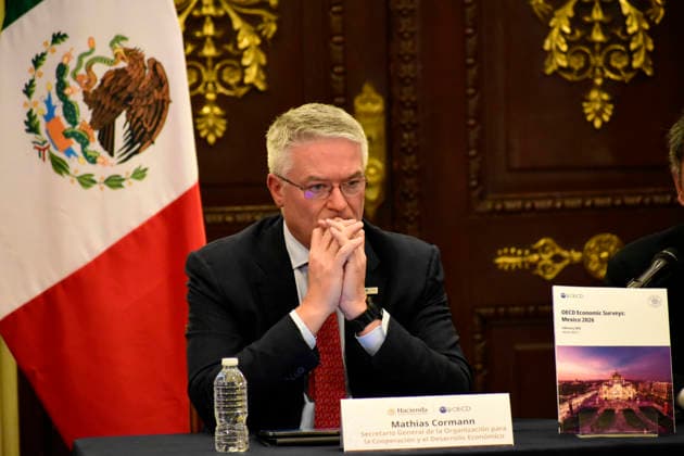 Secretary-General Delivers OECD Economic Surveys Delivers The Mexico 2026 Report Secretary-General of the Organisation for Economic Co-operation and Development, Mathias Cormann, delivers the OECD Economic Surveys: Mexico 2026 report to Mexico™s Minister of Finance and Public Credit, Edgar Amador Zamora, (No in picture) in the Pan-American Hall of the National Palace. on February 26, 2026 in Mexico City, Mexico. (Photo by Luis Barron Eyepix Group) Copyright: xLuisxBarronx xEyepixxGroupx LB_26022026_176999