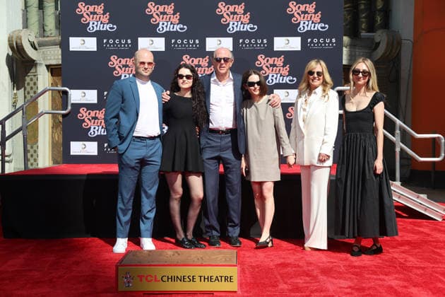 February 26, 2026, Los Angeles, California, USA: John Davis, Family at a ceremony honoring producer John Davis with hand and foot prints at the TCL Chinese Theatre IMAX. Los Angeles USA - ZUMAg107 20260226_zep_g107_033 Copyright: xNinaxPrommerx
