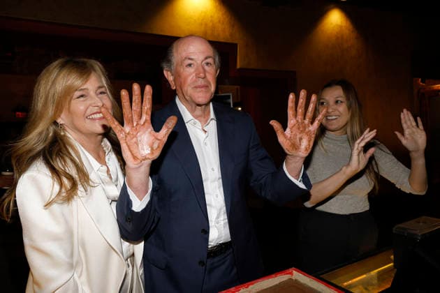 February 26, 2026, Los Angeles, California, USA: Jordan Davis, John Davis at a ceremony honoring producer John Davis with hand and foot prints at the TCL Chinese Theatre IMAX. Los Angeles USA - ZUMAg107 20260226_zep_g107_051 Copyright: xNinaxPrommerx