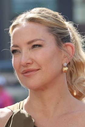 February 26, 2026, Los Angeles, California, USA: Kate Hudson at a ceremony honoring producer John Davis with hand and foot prints at the TCL Chinese Theatre IMAX. Los Angeles USA - ZUMAg107 20260226_zep_g107_054 Copyright: xNinaxPrommerx