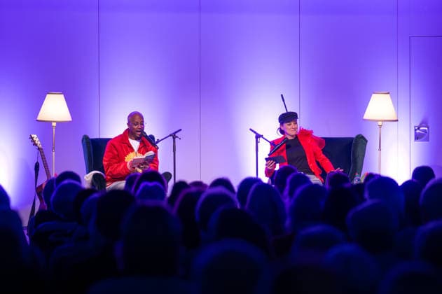Op de Fründschop!: Heger und Dibaba auf Lesereise Edewecht, Deutschland, 26.02.2026: Die Musikerin und Entertainerin Annie Heger und der Fernsehmoderator Yared Dibaba präsentieren eine musikalische Lesung. Mit ihrem Buch Op de Fründschop! sind sie derzeit auf Lesereise in verschiedenen Städten unterwegs.