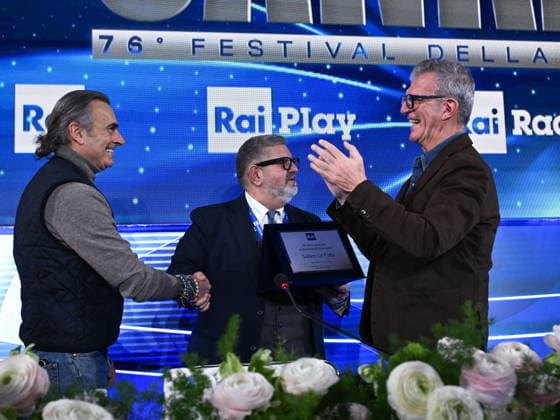 Sanremo, 76th Italian Song Festival. Photographer Salvo La Fata honored for the Festival s 40th anniversary. Pictured are Claudio Fasulo, Fabrizio Casinelli, and Salvo la Fata.  Copyright: xMaurizioxD Avanzox xipa-agency.netx xPoolxSanremox02x IPA_Agency_IPA72101430