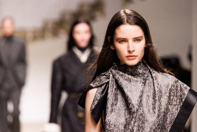 News - Tod s - Runway - Milan Fashion Week - Womenswear Fall Winter 2026 2027 A model walks the runway at the Tod s fashion show during the Milan Fashion Week - Womenswear Fall Winter 2026 2027 on February 27, 2026 in Milan, Italy. Photo: Cinzia Camela. Milan PAC Italy Copyright: xCinziaxCamelax xLiveMediax LPN_2317619