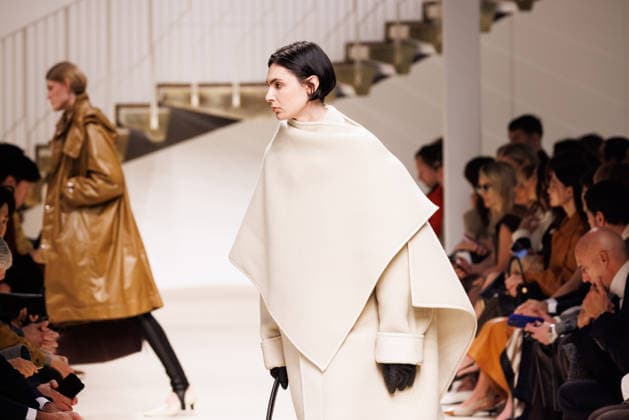 News - Tod s - Runway - Milan Fashion Week - Womenswear Fall Winter 2026 2027 A model walks the runway at the Tod s fashion show during the Milan Fashion Week - Womenswear Fall Winter 2026 2027 on February 27, 2026 in Milan, Italy. Photo: Cinzia Camela. Milan PAC Italy Copyright: xCinziaxCamelax xLiveMediax LPN_2317639