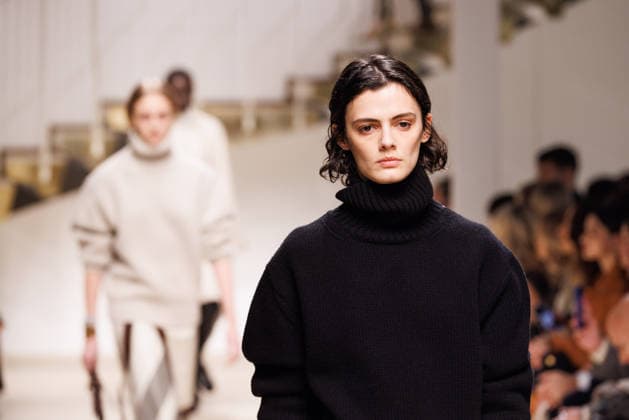 News - Tod s - Runway - Milan Fashion Week - Womenswear Fall Winter 2026 2027 A model walks the runway at the Tod s fashion show during the Milan Fashion Week - Womenswear Fall Winter 2026 2027 on February 27, 2026 in Milan, Italy. Photo: Cinzia Camela. Milan PAC Italy Copyright: xCinziaxCamelax xLiveMediax LPN_2317641