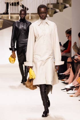 News - Tod s - Runway - Milan Fashion Week - Womenswear Fall Winter 2026 2027 A model walks the runway at the Tod s fashion show during the Milan Fashion Week - Womenswear Fall Winter 2026 2027 on February 27, 2026 in Milan, Italy. Photo: Cinzia Camela. Milan PAC Italy Copyright: xCinziaxCamelax xLiveMediax LPN_2317653