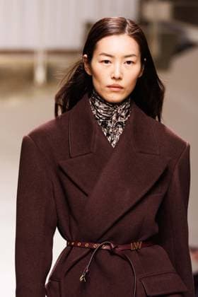 Foto IPP - Cinzia Camela Gruppo Editoriale LiveMedia Milan 27 02 2026 Nella foto: A model walks the runway at the Tod s fashion show during the Milan Fashion Week - Womenswear Fall Winter 2026 2027 on February 27, 2026 in Milan, Italy. Photo: Cinzia Camela. Italy Photo Press - World Copyright Tod s - Runway - Milan Fashion W