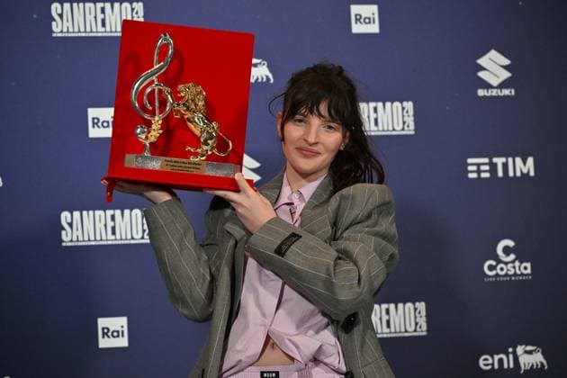 Foto IPP Felice De Martino Sanremo 27 02 2026 76° Festival della canzone italiana Nella foto: la cantante Angelica Bove vincitrice del premio della Critica Mia Martini Italy Photo Press World Copyright