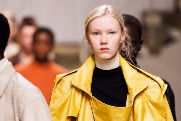 News - Tod s - Runway - Milan Fashion Week - Womenswear Fall Winter 2026 2027 A model walks the runway at the Tod s fashion show during the Milan Fashion Week - Womenswear Fall Winter 2026 2027 on February 27, 2026 in Milan, Italy. Photo: Cinzia Camela. Milan PAC Italy Copyright: xCinziaxCamelax xLiveMediax LPN_2318029