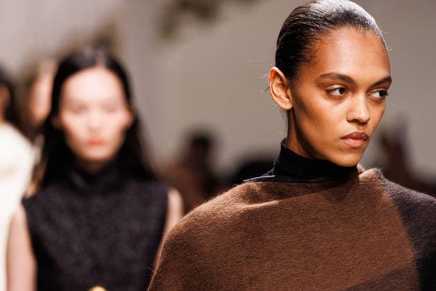 News - Tod s - Runway - Milan Fashion Week - Womenswear Fall Winter 2026 2027 A model walks the runway at the Tod s fashion show during the Milan Fashion Week - Womenswear Fall Winter 2026 2027 on February 27, 2026 in Milan, Italy. Photo: Cinzia Camela. Milan PAC Italy Copyright: xCinziaxCamelax xLiveMediax LPN_2318038