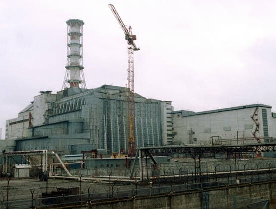 Chernobyl Zone Dec 18, 2000 - Chernobyl, Ukraine - (File Photo) Chernobyl nuclear power plant in December 2000 when it was finally shut down. The rest of the plant had continued to function after the explosion of Block 4 in 1986. Copyright: xPhotoXpressx
