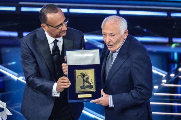 Live Music Show - 76Â° Festival di Sanremo 2026 - 3^ Serata DOMENICO MODUGNO AND CARLO CONTI on stage during the third night of the Festival Sanremo during 76Â° Festival di Sanremo 2026 - 3^ Serata , Live Music Show in Sanremo, Italy, February 27 2026 Sanremo Sanremo Italy Copyright: xRenataxRoattinox xLiveMediax LPM_2317938