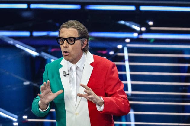 Live Music Show - 76Â° Festival di Sanremo 2026 - 3^ Serata LAPO AND CARLO CONTI on stage during the third night of the Festival Sanremo during 76Â° Festival di Sanremo 2026 - 3^ Serata , Live Music Show in Sanremo, Italy, February 27 2026 Sanremo Sanremo Italy Copyright: xRenataxRoattinox xLiveMediax LPM_2317928
