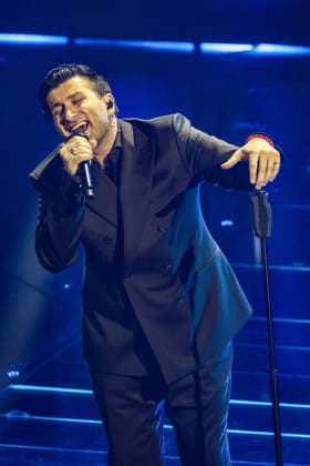 Live Music Show - 76Â° Festival di Sanremo 2026 - 3^ Serata EDDI BROKE on stage during the third night of the Festival Sanremo during 76Â° Festival di Sanremo 2026 - 3^ Serata , Live Music Show in Sanremo, Italy, February 27 2026 Sanremo Sanremo Italy Copyright: xRenataxRoattinox xLiveMediax LPM_2317851