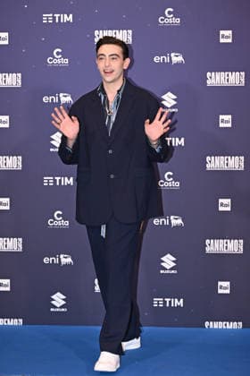 February 27, 2026, Sanremo, Rome, Italy: February 27, 2026, Sanremo. 76th Italian Song Festival. Photocall. Pictured: Michele Bravi. Sanremo Italy  - ZUMAa289 20260227_zia_a289_082 Copyright: xMariaxLauraxAntonellix