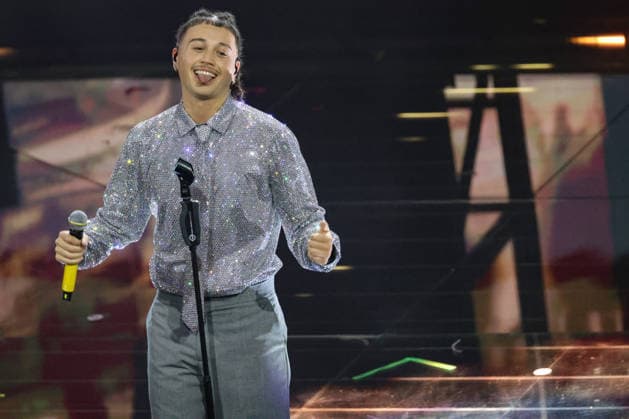 Live Music Show - 76Â° Festival di Sanremo 2026 - 3^ Serata SAYF on stage during the third night of the Festival Sanremo during 76Â° Festival di Sanremo 2026 - 3^ Serata , Live Music Show in Sanremo, Italy, February 27 2026 Sanremo Sanremo Italy Copyright: xRenataxRoattinox xLiveMediax LPM_2317801