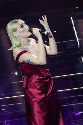 Live Music Show - 76Â° Festival di Sanremo 2026 - 3^ Serata MARA SATTEI on stage during the third night of the Festival Sanremo during 76Â° Festival di Sanremo 2026 - 3^ Serata , Live Music Show in Sanremo, Italy, February 27 2026 Sanremo Sanremo Italy Copyright: xRenataxRoattinox xLiveMediax LPM_2317806