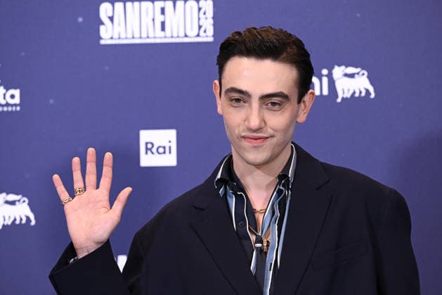 February 27, 2026, Sanremo, Rome, Italy: February 27, 2026, Sanremo. 76th Italian Song Festival. Photocall. Pictured: Michele Bravi. Sanremo Italy  - ZUMAa289 20260227_zia_a289_139 Copyright: xMariaxLauraxAntonellix