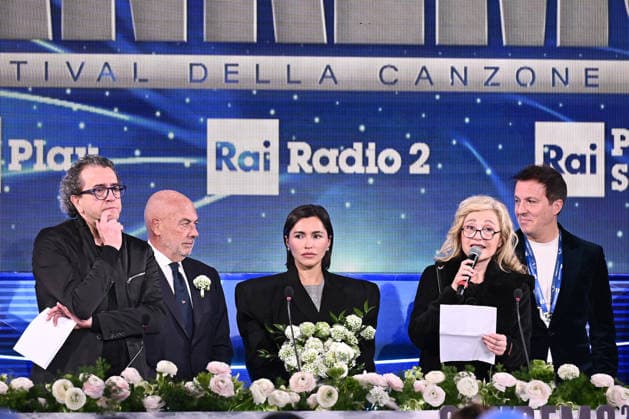 February 27, 2026, Sanremo, Rome, Italy: February 26, 2026, Sanremo. 76th Italian Song Festival. Pictured: Serena Brancale wins the Lunezia Prize for the Musical and Literary Value of Italian Song for her lyrics. Sanremo Italy  - ZUMAa289 20260227_zia_a289_155 Copyright: xMariaxLauraxAntonellix