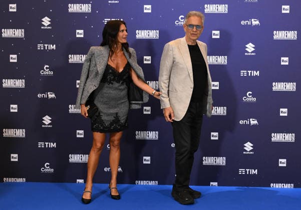 February 27, 2026, Sanremo, ITALY: Italian tenor Andrea Bocelli (R) and his wife Veronica Berti pose during a photocall at the 76th edition of the Sanremo Italian Song Festival, in Sanremo, Italy, 27 February 2026. The music festival will run from 24 to 28 February 2026. ANSA ETTORE FERRARI. Sanremo ITALY  - ZUMAa110 20260227_zaf_a110_086 Copyright: xEttorexFerrarix