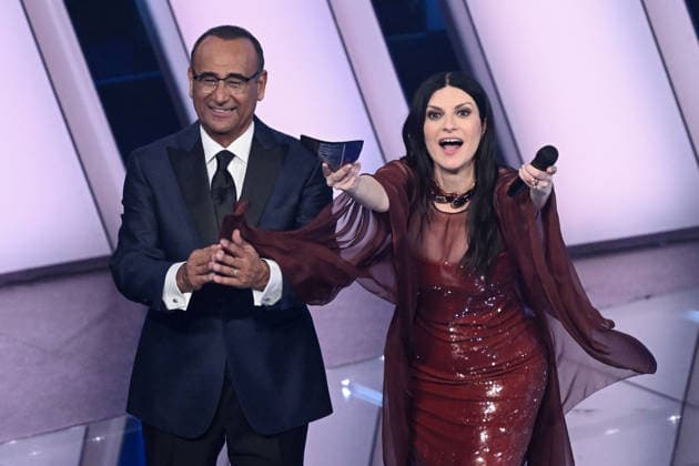 February 27, 2026, Sanremo, Rome, Italy: 76th Italian Song Festival. Pictured: Carlo Conti, Laura Pausini . Sanremo. Italy 26 Feb 2026 Sanremo Italy  - ZUMAa289 20260227_zia_a289_259 Copyright: xMariaxLauraxAntonellix