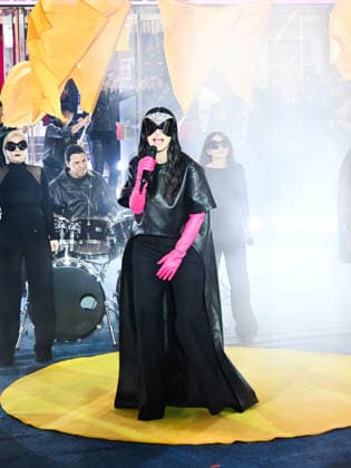 Sanremo, 76th Italian Song Festival. Fourth Night. Pictured: Laura Pausini performing outside the Ariston Theater.  Copyright: xManuelexMangiarottix xipa-agency.netx xPoolxSanremox02x IPA_Agency_IPA72118294