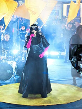 Sanremo, 76th Italian Song Festival. Fourth Night. Pictured: Laura Pausini performing outside the Ariston Theater.  Copyright: xManuelexMangiarottix xipa-agency.netx xPoolxSanremox02x IPA_Agency_IPA72118305