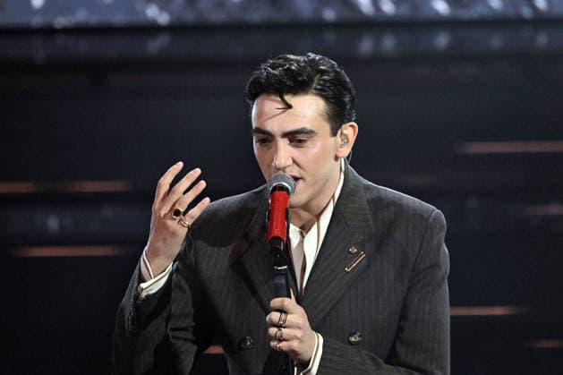 February 27, 2026, Sanremo, Rome, Italy: 76th Italian Song Festival. Third Night. Pictured: Michele Bravi. . Sanremo. Italy 26 Feb 2026 Sanremo Italy  - ZUMAa289 20260227_zia_a289_332 Copyright: xMariaxLauraxAntonellix