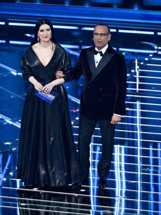 Sanremo, 76th Italian Song Festival. Fourth Evening. Pictured: Carlo Conti, Laura Pausini  Copyright: xMaurizioxD Avanzox xipa-agency.netx xPoolxSanremox02x IPA_Agency_IPA72120620