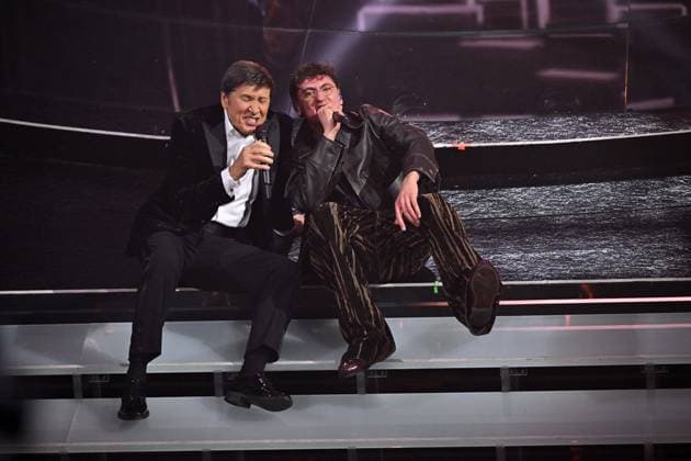 Foto IPP Felice De Martino Sanremo 26 02 2026 76° Festival della canzone italiana - quarta serata serata cover Nella foto Tredici Pietro con gianni morandi Italy Photo Press World Copyright