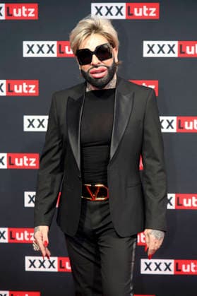 Harald Glööckler beim Pre-Shopping Event im neuen XXXLutz Möbelhaus Rangsdorf. Rangsdorf, 27.02.2026
