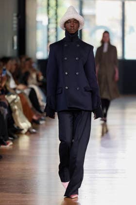 SA SU PHI - runway - Milan Fashion Week - Womenswear Fall Winter 2026 2027 MILAN, ITALY - FEBRUARY 27: a model walks the runway of Sa Su Phi fashion show during the Milan Fashion Week - Womenswear Fall Winter 2026 2027 on February 27, 2026 in Milan, Italy. Photo by Marco Piovanotto Abacapress.com  Copyright: xPiovanottoxMarco ABACAx