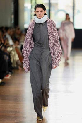 SA SU PHI - runway - Milan Fashion Week - Womenswear Fall Winter 2026 2027 MILAN, ITALY - FEBRUARY 27: a model walks the runway of Sa Su Phi fashion show during the Milan Fashion Week - Womenswear Fall Winter 2026 2027 on February 27, 2026 in Milan, Italy. Photo by Marco Piovanotto Abacapress.com  Copyright: xPiovanottoxMarco ABACAx