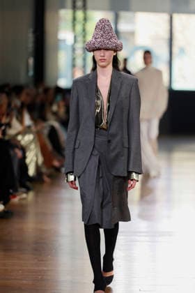 SA SU PHI - runway - Milan Fashion Week - Womenswear Fall Winter 2026 2027 MILAN, ITALY - FEBRUARY 27: a model walks the runway of Sa Su Phi fashion show during the Milan Fashion Week - Womenswear Fall Winter 2026 2027 on February 27, 2026 in Milan, Italy. Photo by Marco Piovanotto Abacapress.com  Copyright: xPiovanottoxMarco ABACAx