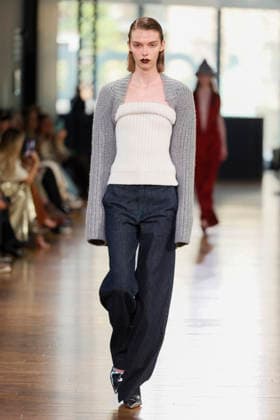 SA SU PHI - runway - Milan Fashion Week - Womenswear Fall Winter 2026 2027 MILAN, ITALY - FEBRUARY 27: a model walks the runway of Sa Su Phi fashion show during the Milan Fashion Week - Womenswear Fall Winter 2026 2027 on February 27, 2026 in Milan, Italy. Photo by Marco Piovanotto Abacapress.com  Copyright: xPiovanottoxMarco ABACAx